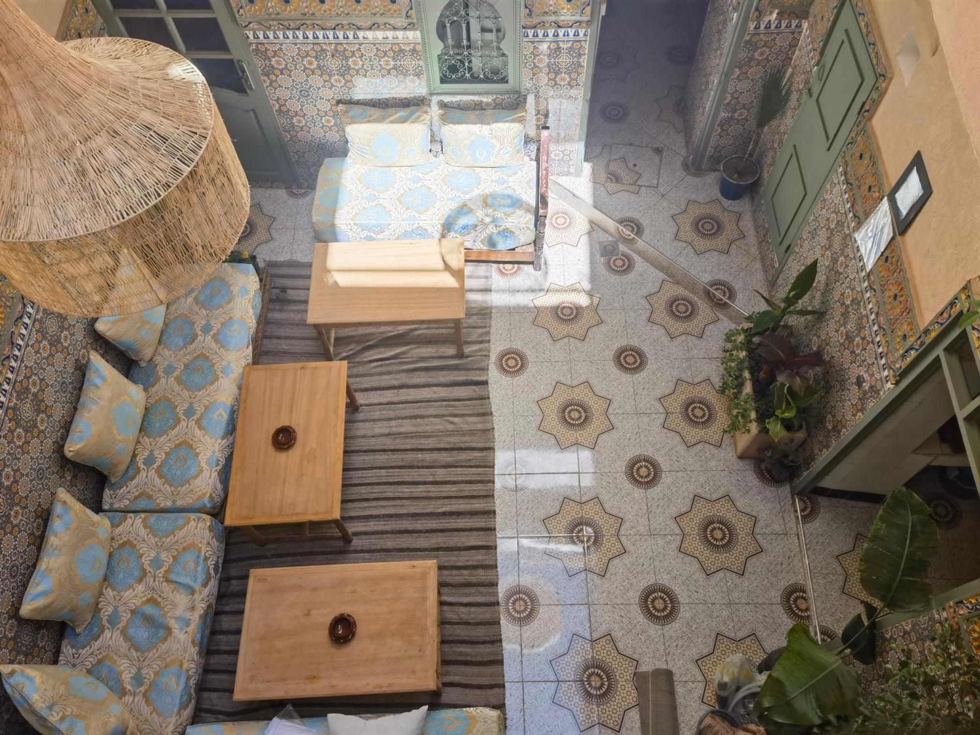 Medina Oasis Hostel マラケシュ エクステリア 写真