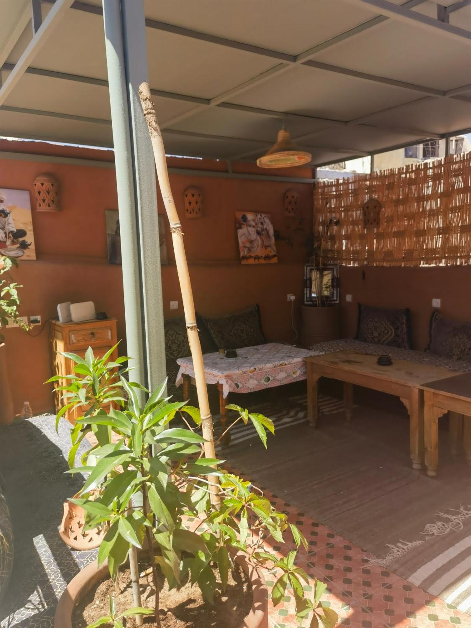 Medina Oasis Hostel マラケシュ エクステリア 写真