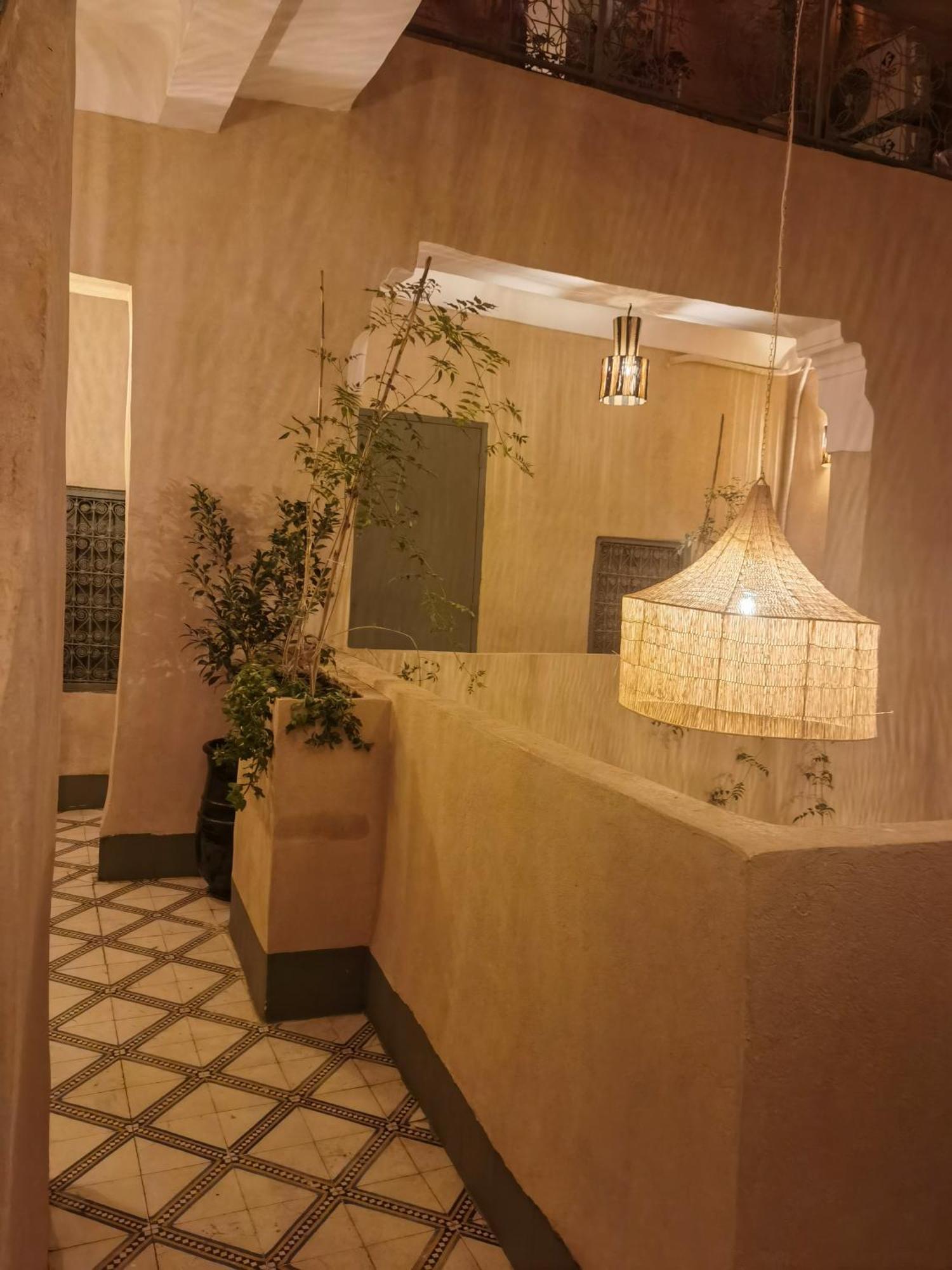 Medina Oasis Hostel マラケシュ エクステリア 写真