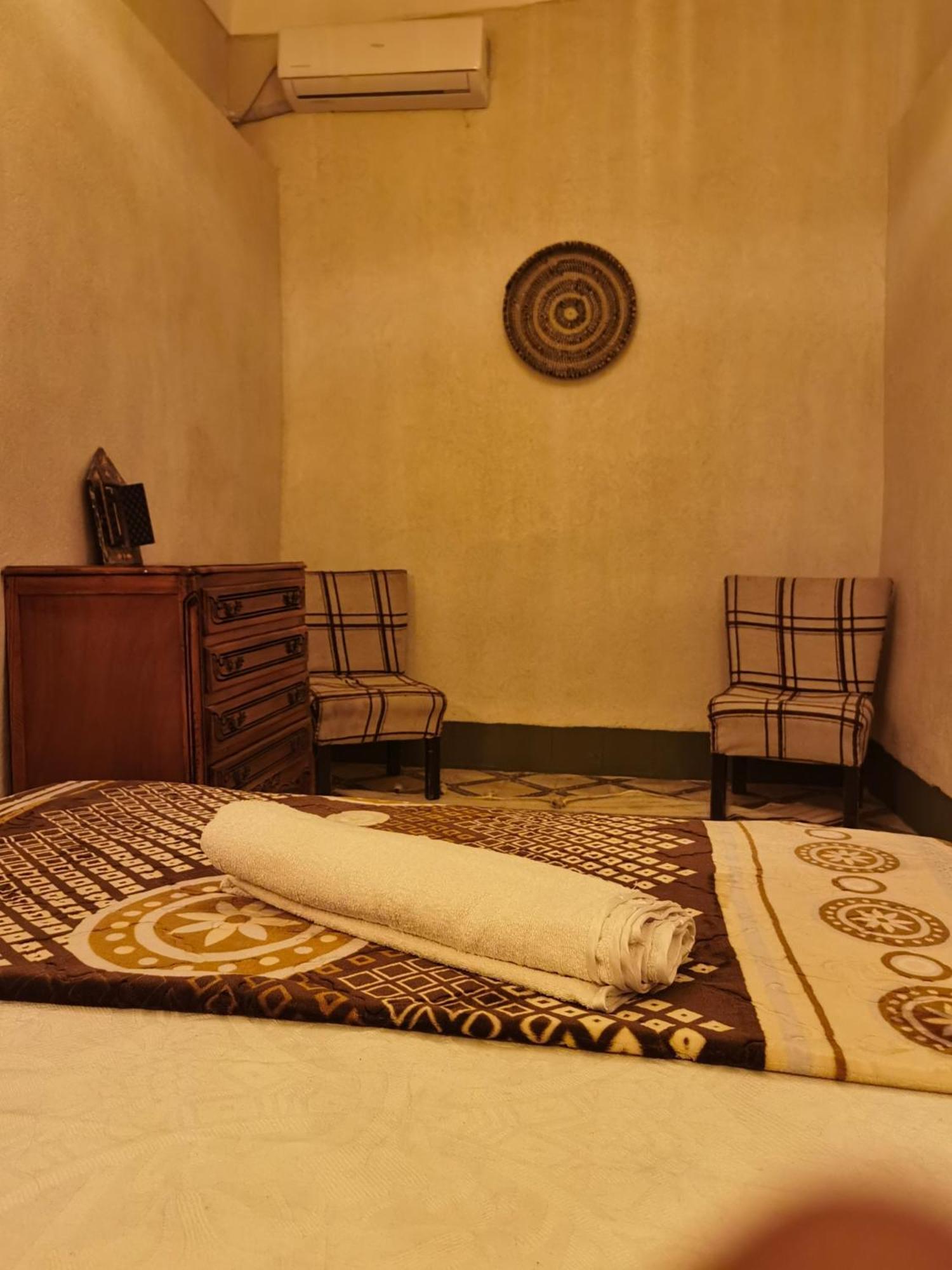 Medina Oasis Hostel マラケシュ エクステリア 写真