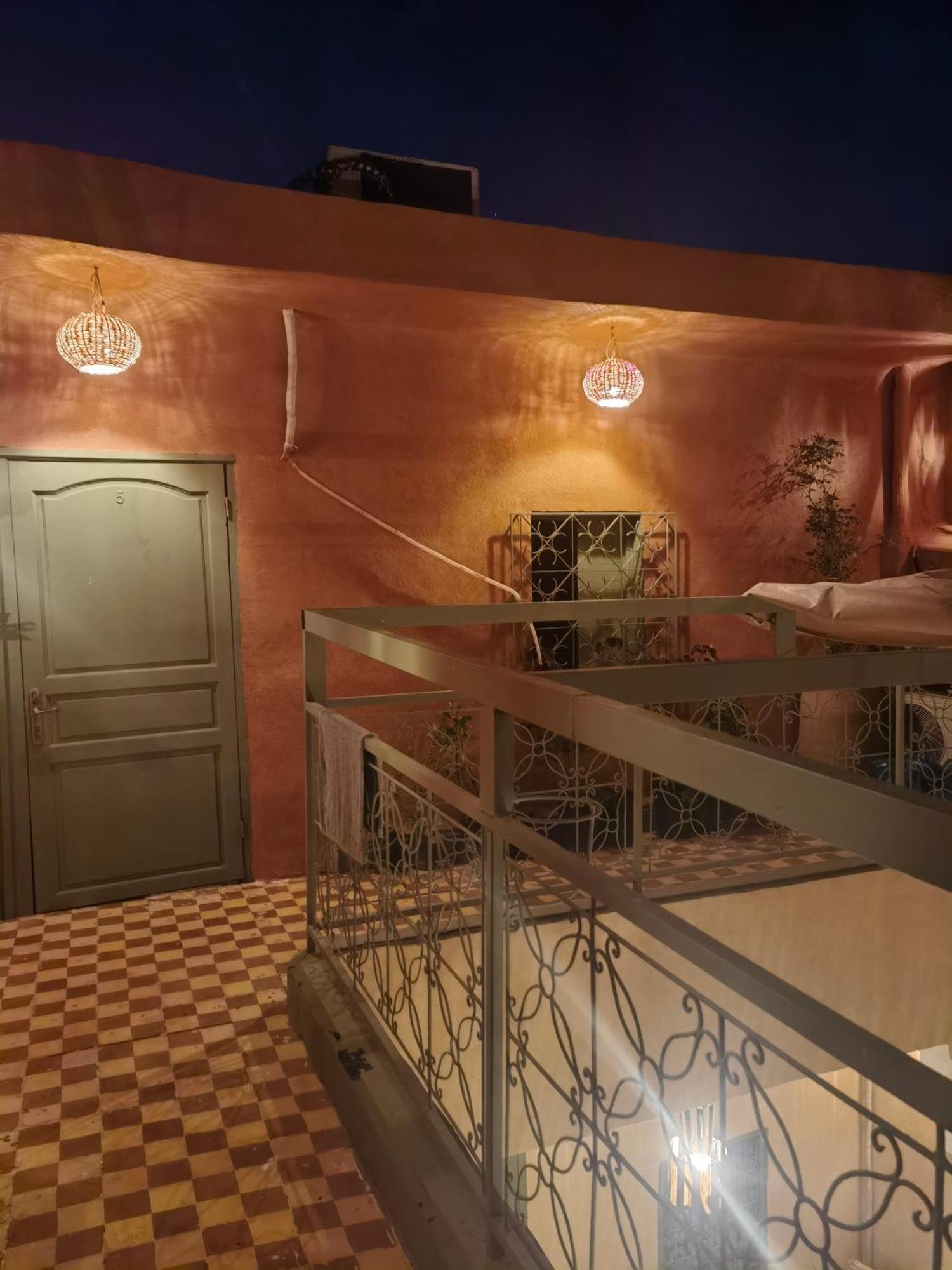 Medina Oasis Hostel マラケシュ エクステリア 写真