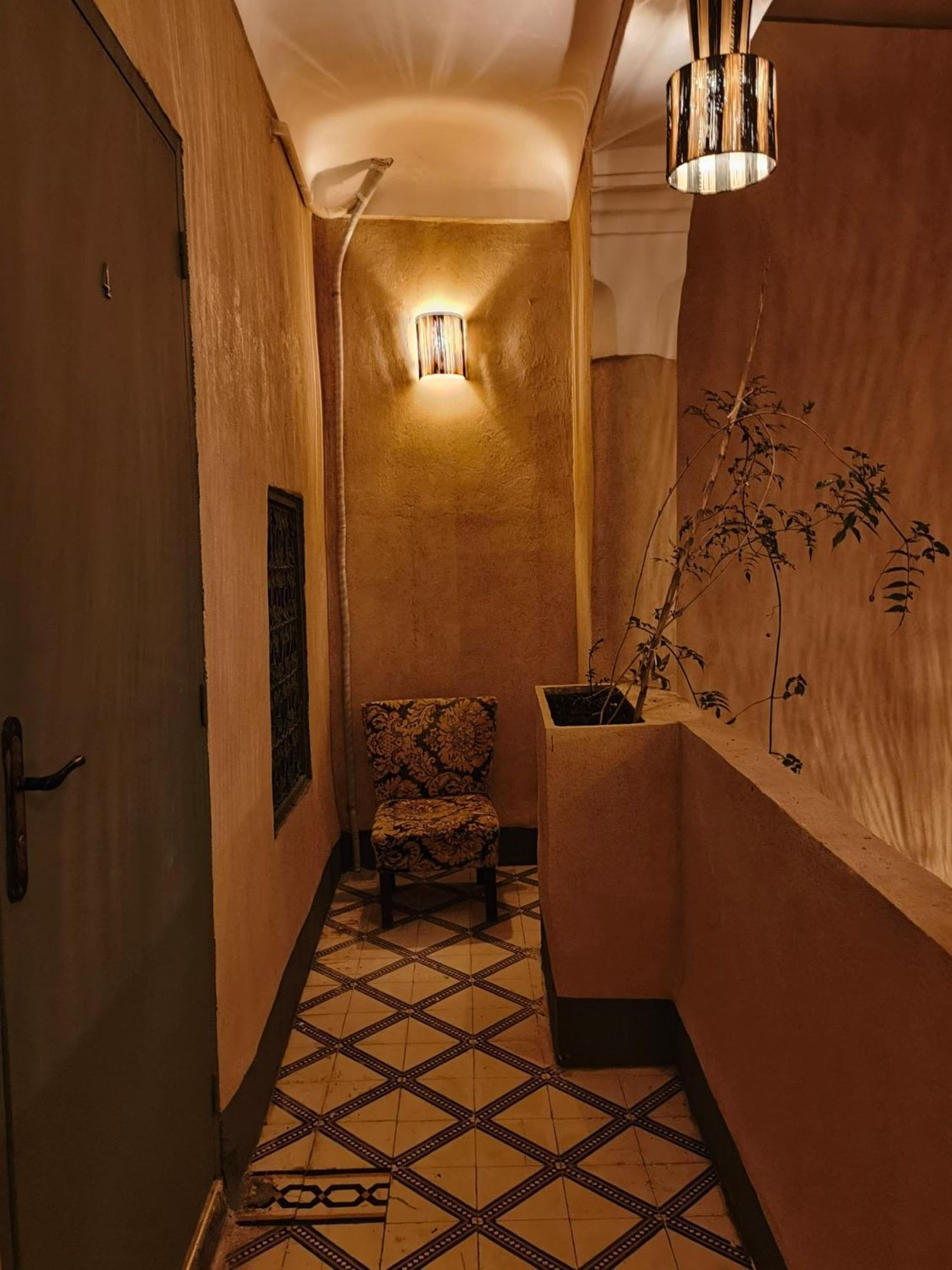 Medina Oasis Hostel マラケシュ エクステリア 写真
