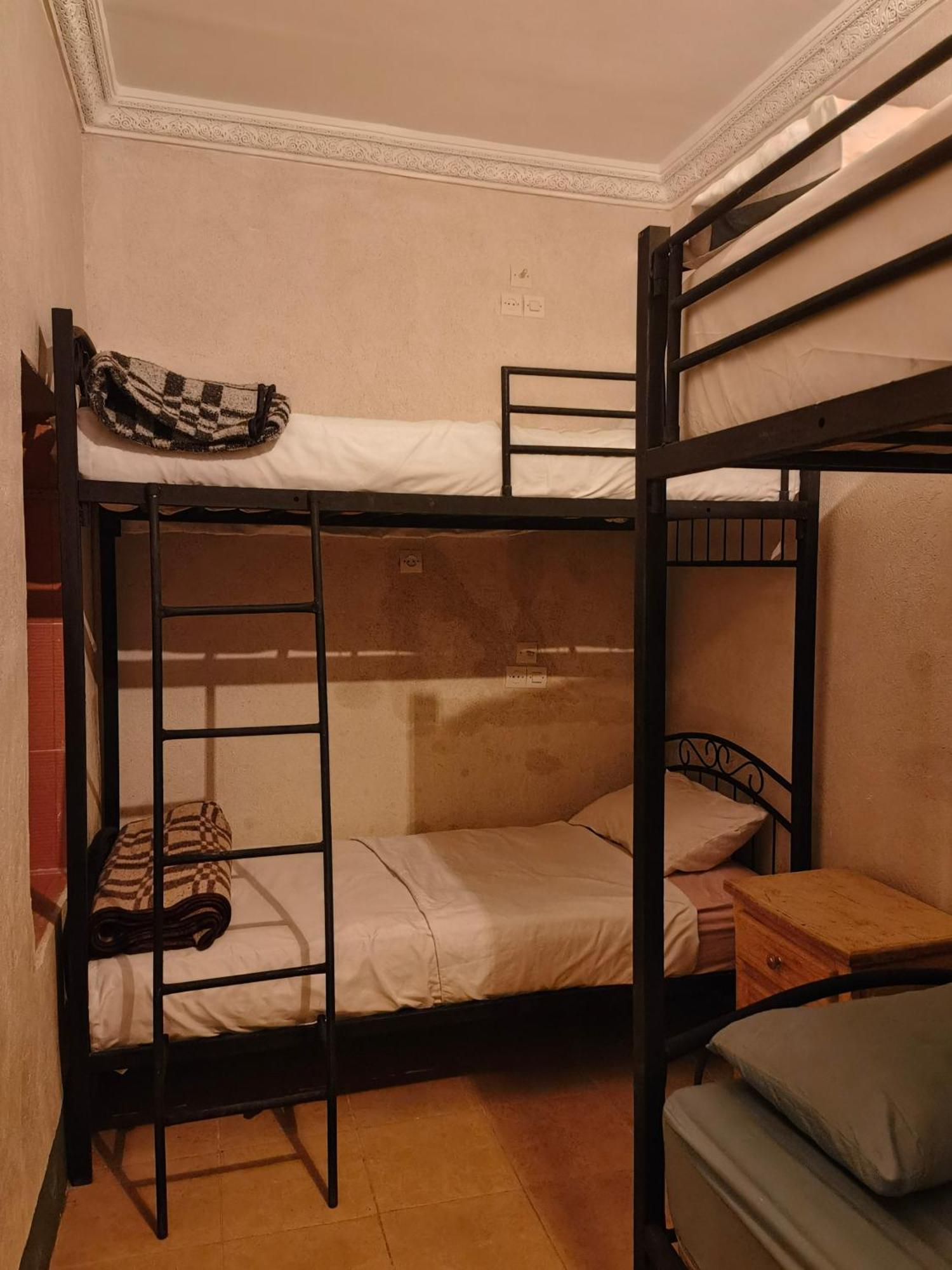Medina Oasis Hostel マラケシュ エクステリア 写真